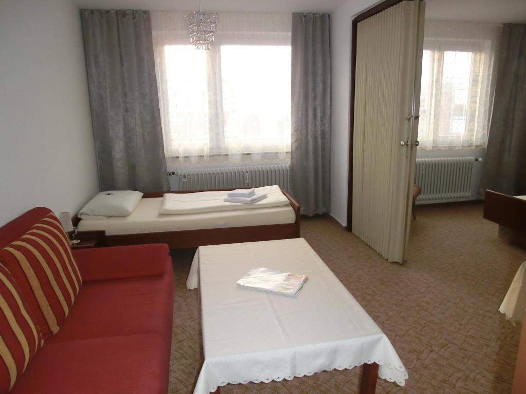 Donauhotel Neu-Ulm Екстериор снимка